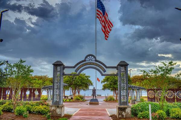 Lake Charles Veteran's Memorial Park - Art Print